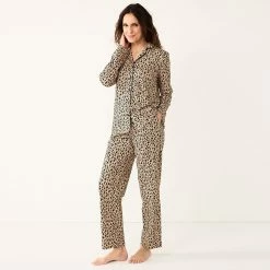 Petite Croft & Barrow® Long Sleeve Pajama Shirt & Pajama Pants Sleep Set
